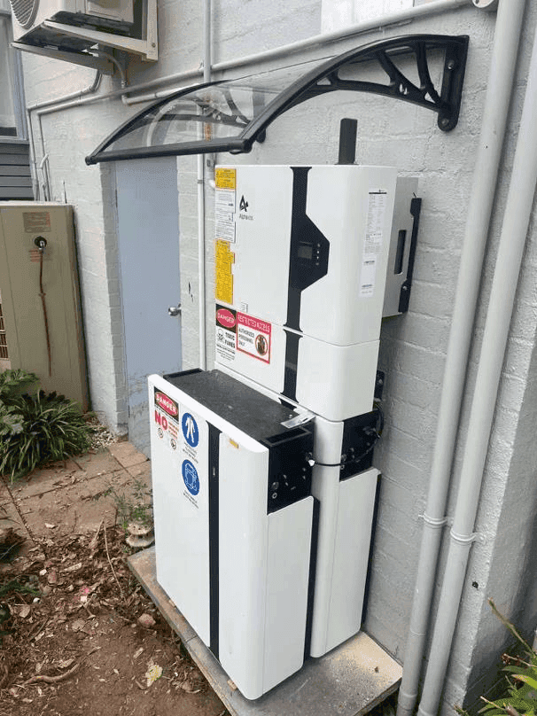 A clean, compact battery setup built for everyday home energy use